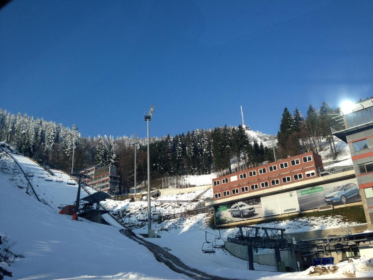Hotel Mustek Liberec Ngoại thất bức ảnh